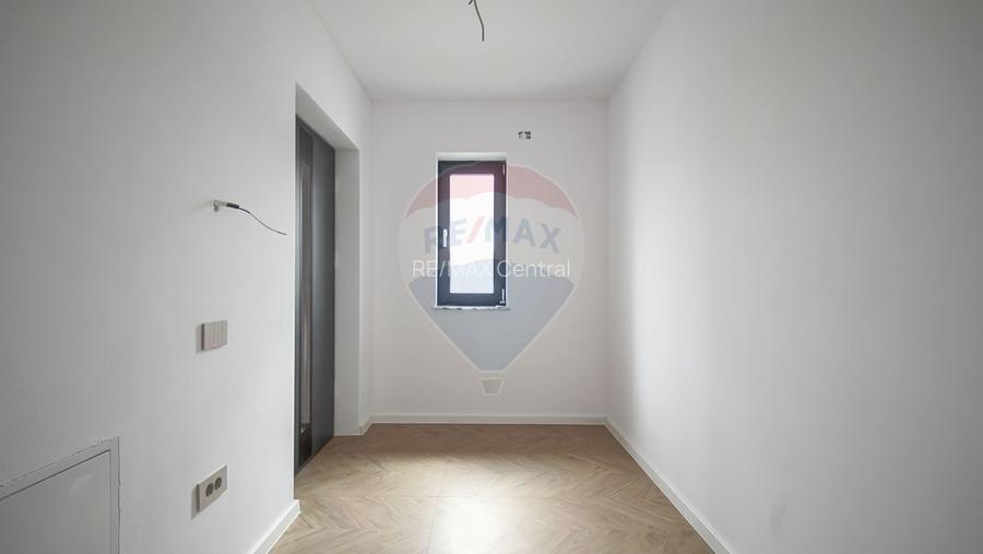Comision 0 %! Casă cu 4 camere de vânzare în zona Stupini! - 8