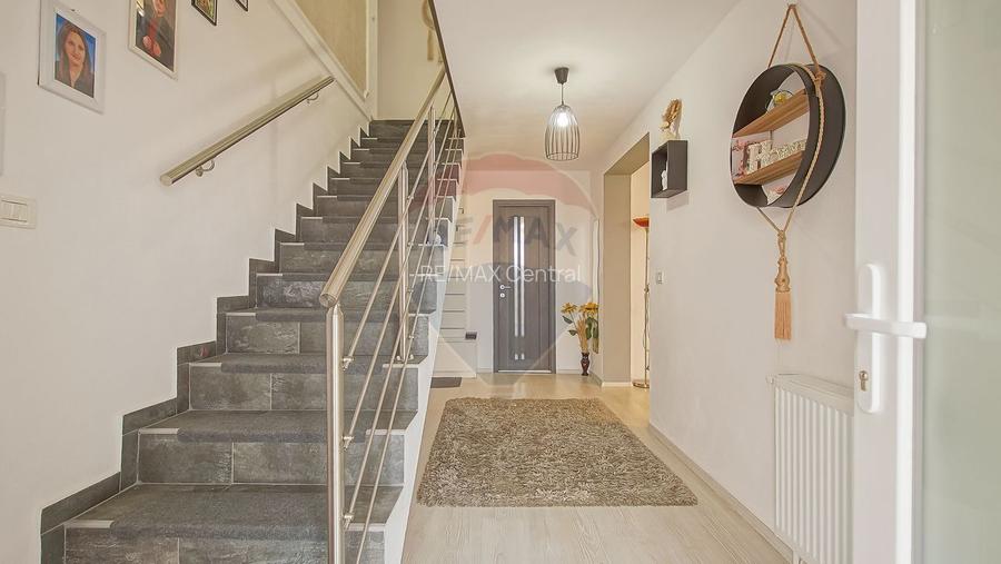 Comision zero, casa individuala + cabana A frame in Bod, la intrare - 10