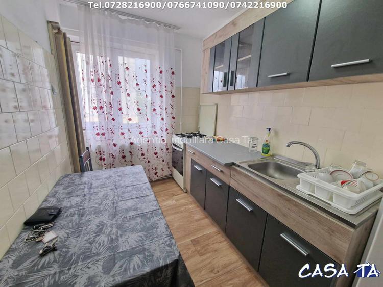 Inchiriere apartament 4 camere, situat in Targu Jiu, Str. Agriculturii - 7
