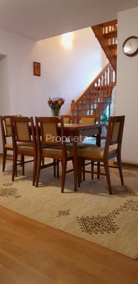 Vilă unică în Centrul Sucevei  - 5