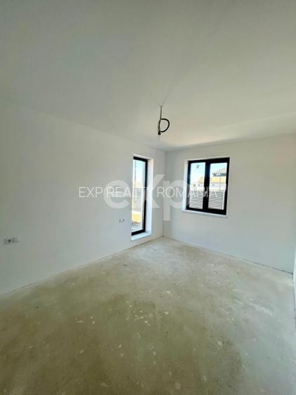 Casă de vânzare în Sânpetru- 107 mp , teren 500 mp - 220.00 euro. - 11