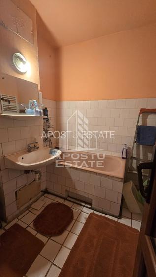 Apartament cu 3 camere, centrala proprie, etaj 3, zona Lipovei - 7