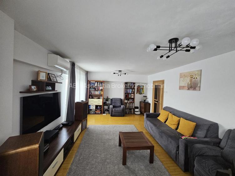 Apartament 4 camere decomandat/ Turda/ Parc Regina Maria - 2