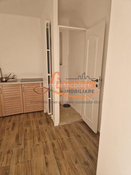 Garsoniera in casa zona Istorica Hotel Ambient,Parter.,curte comuna. - 5