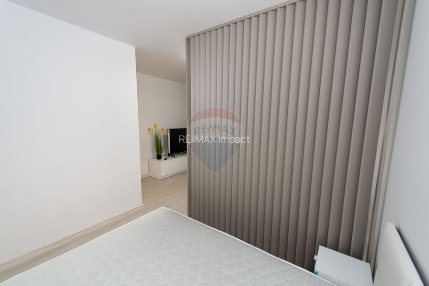 PRIMA INCHIRIERE Studio modern + balcon mare, Hils Splai, 60mp - 12