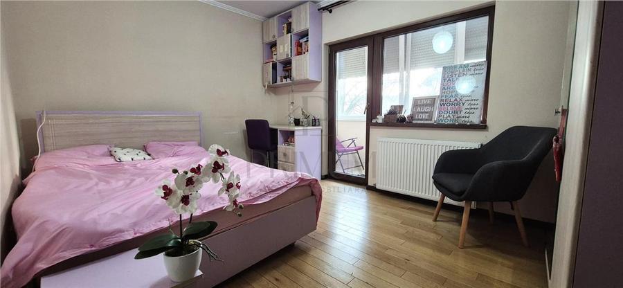 BUCOVINA - RENOVAT - ETAJ 1 - BLOC IZOLAT - 4 CAMERE - 2 BAI - 2 BALCOANE - CENT
