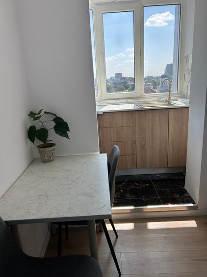 Apartamentul, primul chiriasi