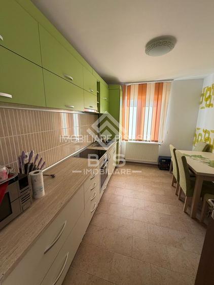Apartament de vanzare 3 camere - zona Dedeman - 13