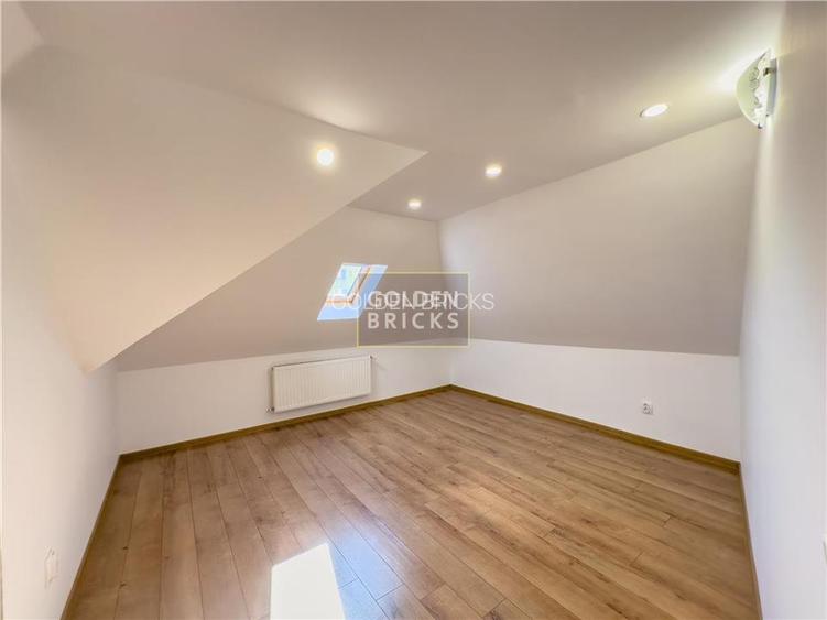 Parcul Circului | La bulevard | Vila individuala | 5 camere - 12