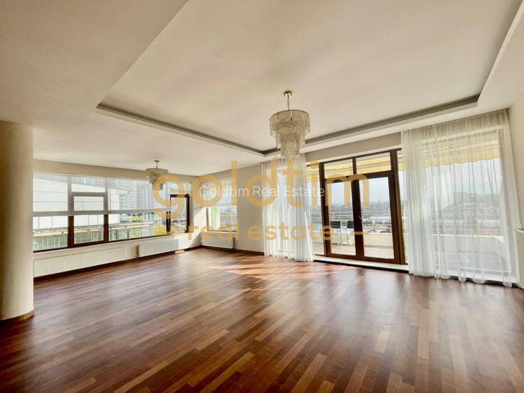 VIEW SUPERB CATRE LAC/2 locuri DE PARCARE/BOXA/LUMINOS SI INTIM - 2