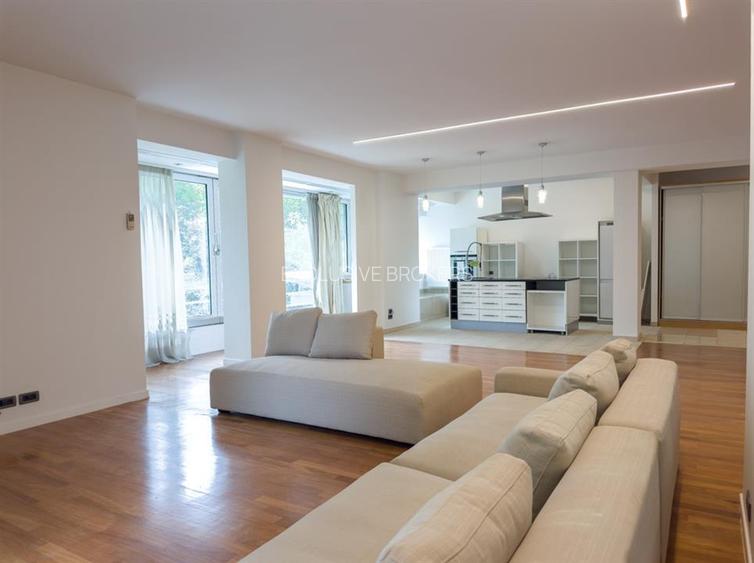 Locatie exclusivista  Primaverii - 2