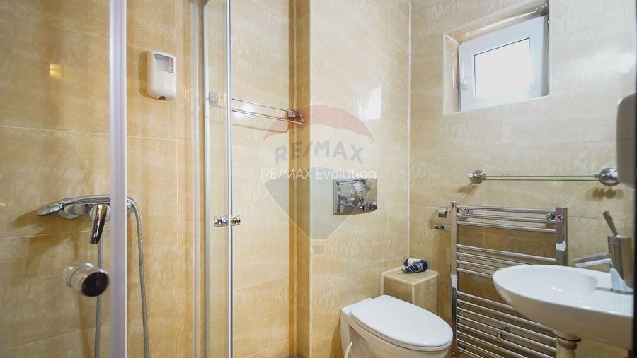 Hotel / Pensiune cu 14 camere/strada Tomis - 37