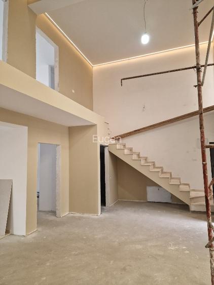 Vilă deosebită într-un complex de 40 vile închis cu porți culisante  - 12