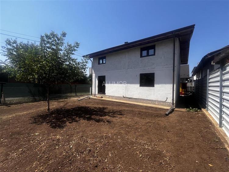 Casa de vânzare in Strejnicu - 2