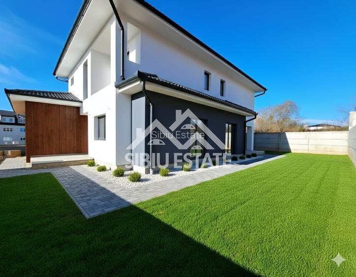 Casa individuala de lux, cu garaj, Selimbar, Sibiu - 2