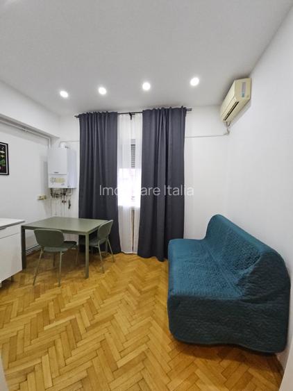 Garsoniera dubla situata pe str Batistei chiar langa gura de metrou Universitate - 4