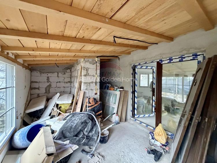 Casă cu 4 camere de vânzare - 19