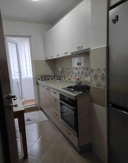Apartament 3 camere liber la vanzare, mobilat si utilat zona Astra - 6