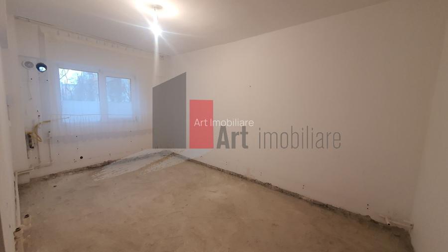Ap 4 cam Giurgiu decomandat, parter - 4