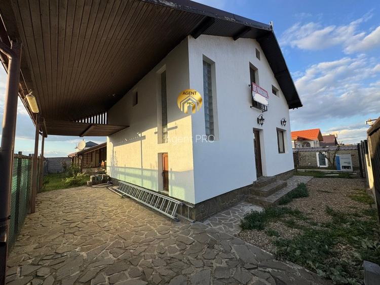 Doua vile individuale in aceeasi curte - 650mp teren - 27