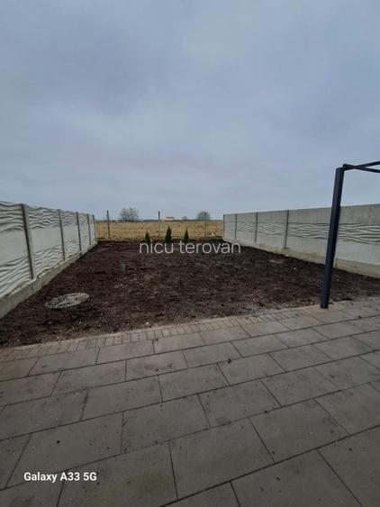 Poprietar inchiriez case 4 camere complet mobilate-utilate Metro2 Torontalului - 11