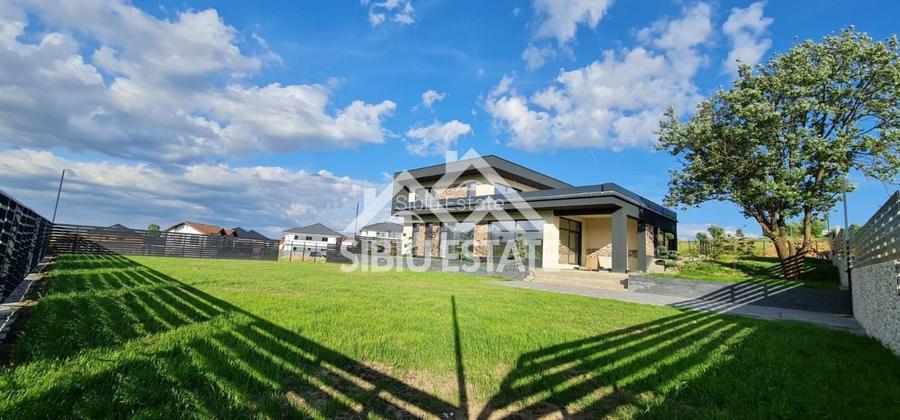 Casa Sibiu Cisnadioara, garaj, piscina, terase panoramice - 33