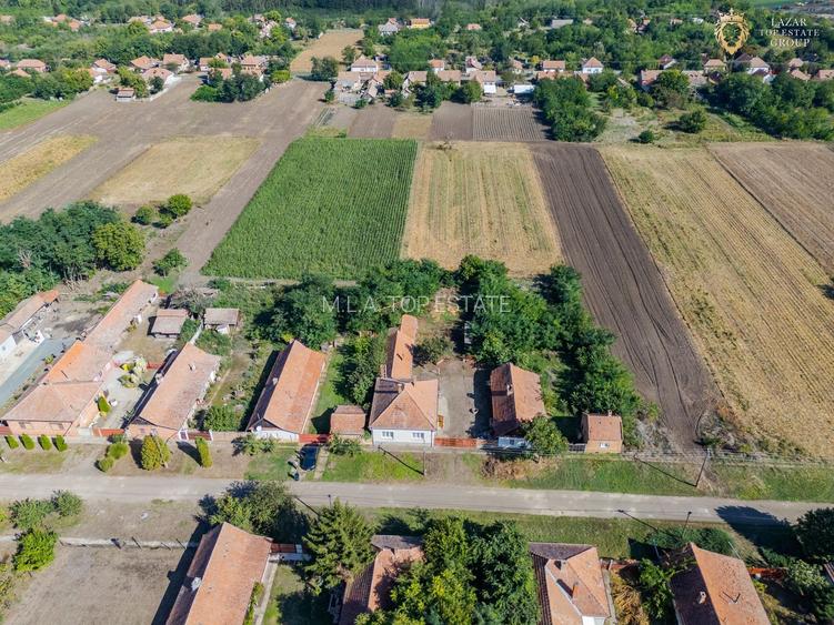 Casa 4 camere de Vanzare - 22