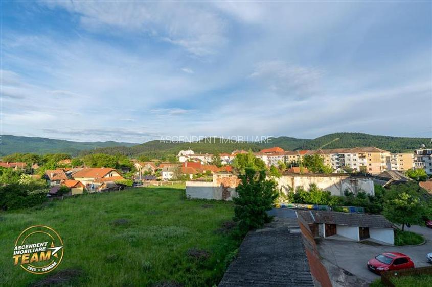 Mic refugiu cu priveliste spre padure, ergonomic, economic, Central, Covasna - 13