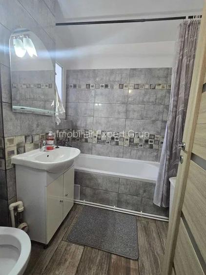 2 camere de închiriat - Eroii Revoluției - 2 minute metrou - 7