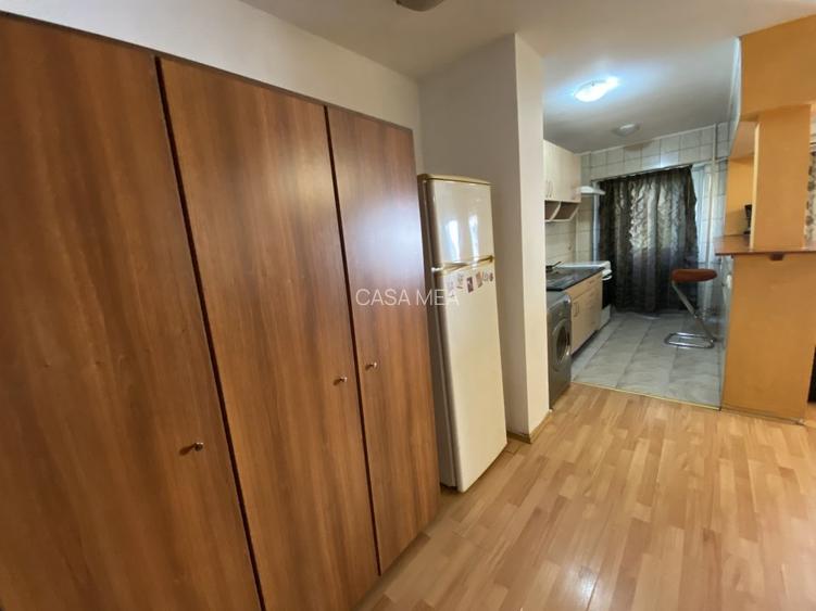 Garsoniera Mall Vitan vis-a-vis - 12