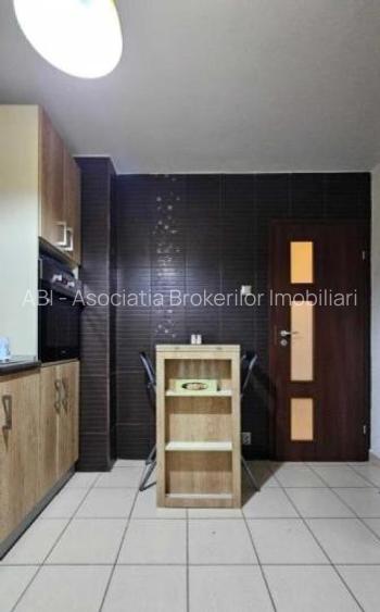 Bulevardul Brâncoveanu,apartament 2 camere cf1,etaj1/4/ 86.000eu - 4