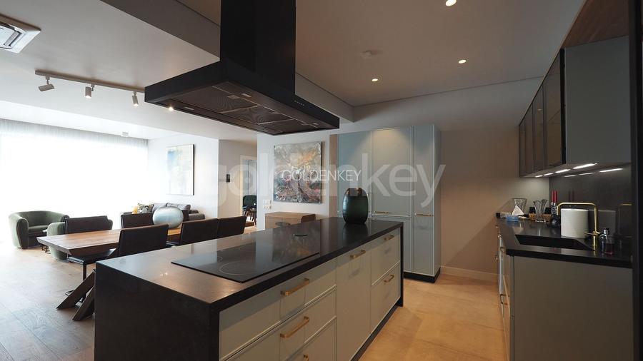 Apartament modern cu 5 camere | vedere lac | 2 garaje - 8