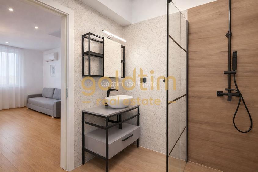 SUPERB/SUPRAFETE GENEROASE/2 BAI/ GRADINA SI TERASA 80 Mp - 20