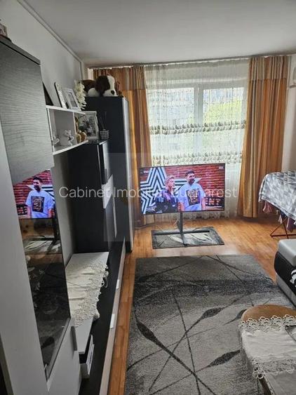 3 camere | Etaj5/8 | Decomandat | Centrala Proprie | 1981 - 2