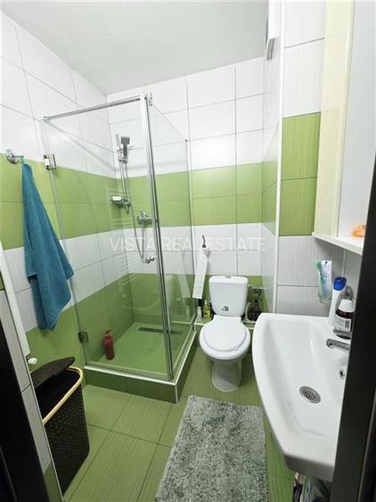 Apartament 4 camere, zona Astra - 8