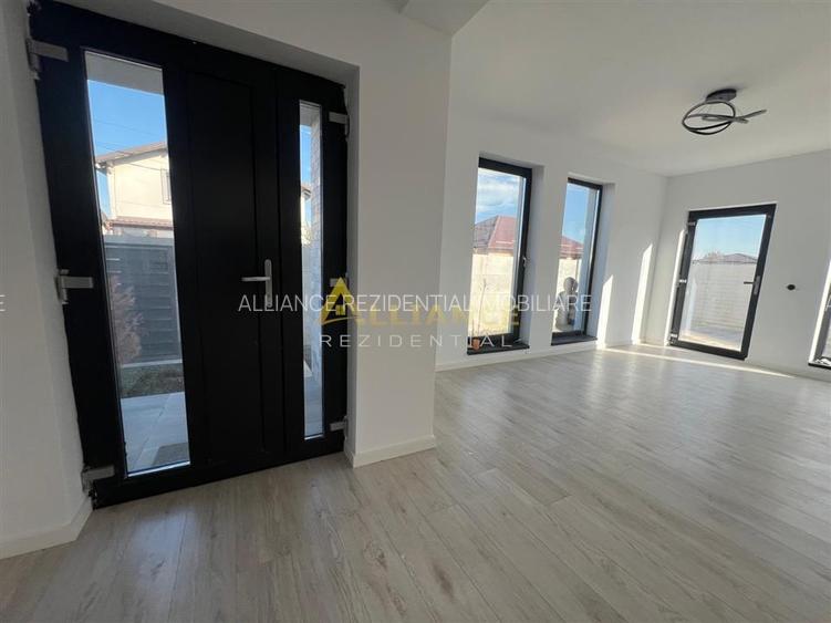 Casa individuala - 4 camere - 2 bai - 280mp teren - 6