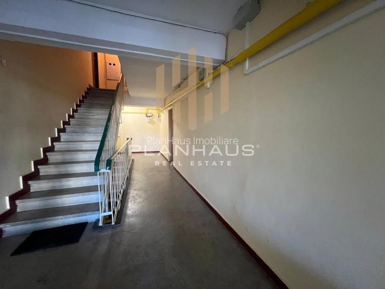 Apartament 3 camere ,ultracentral Biblioteca Judeteana,etaj 1 , garaj sub bloc i - 16