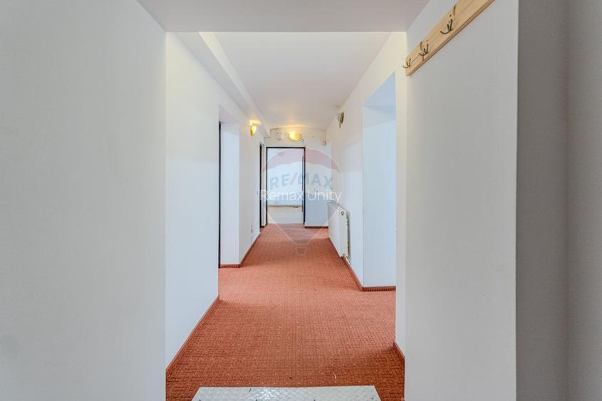 Spațiu de birouri de închiriat – zonă centrală, Str. Castanilor - 8