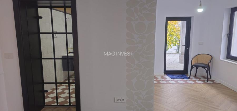 Casă renovată integral – ideală pentru birou/cabinet, sediu de firma - 12