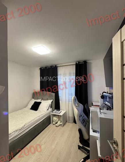 Apartament 2 cam zona Poarta 6 - 8