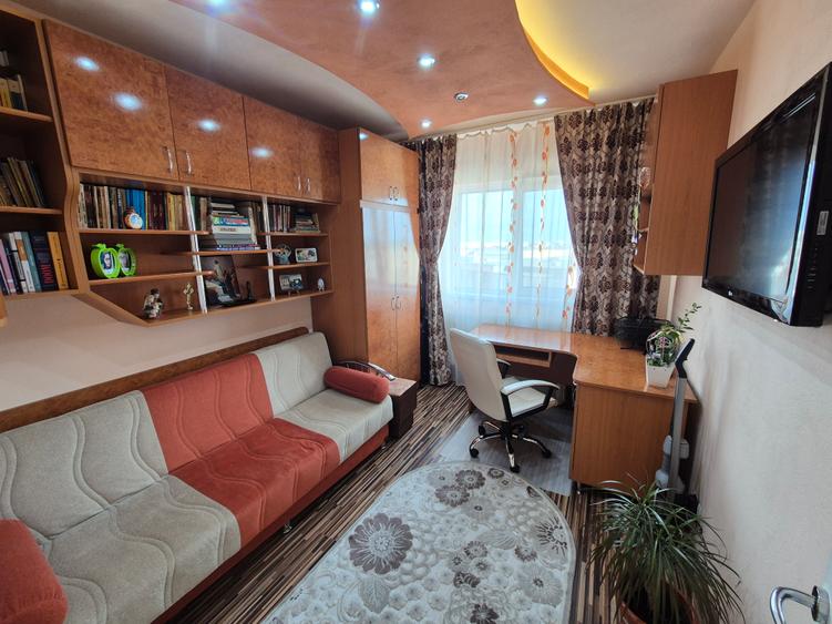 Apartament 4 camere, etaj intermediar, complet utilat – Micălaca