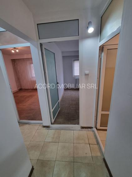 Poarta 6 piata-apartament 3 camere decomandat cu gaze - 6