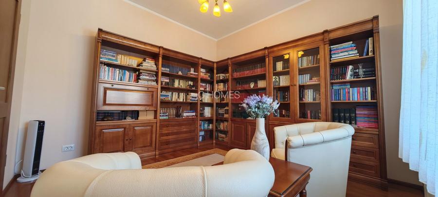 Casa mare. Posibil si clinica, camin batrani, invatamant, sediu firma. - 7