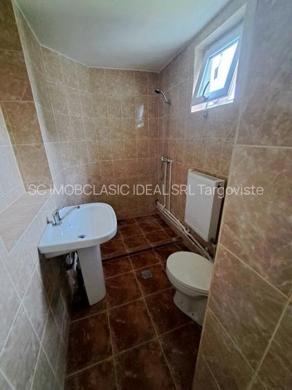 Inchiriere proprietate- casă și teren  comuna Razvad Dâmbovița - 13