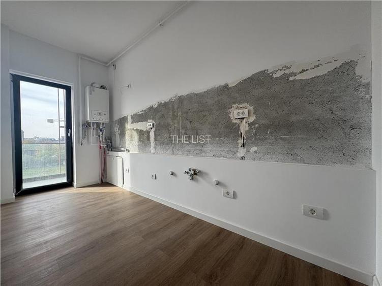 De Vanzare | Apartament cu 3 camere | Aviatiei - 2