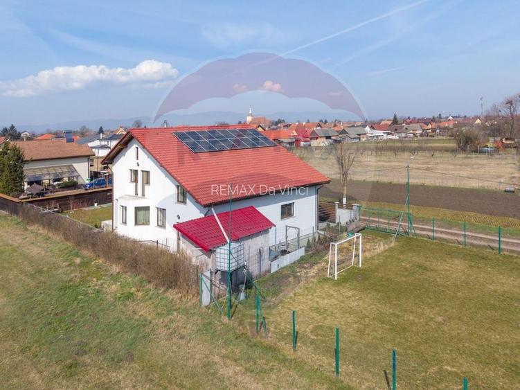 Casă de vânzare P+M - 2