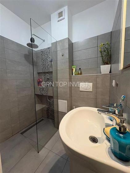 Apartament decomandat cu 3 camere 2 bai in Selimbar - 12
