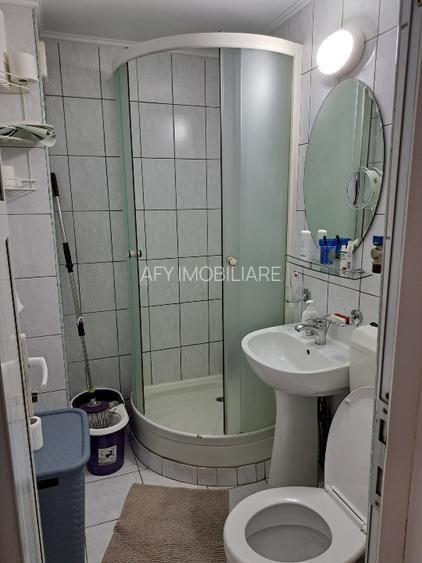 De vanzare apartament 4 camere 96 mp, Zona 13 Septembrie - 14