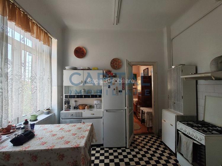 Vanzare apartament cu 3 camere Central. Comision 0! - 6