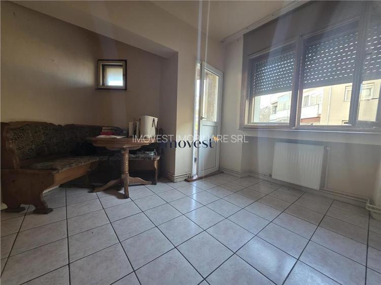 Apartament 3 Camere Micro 16 - 6